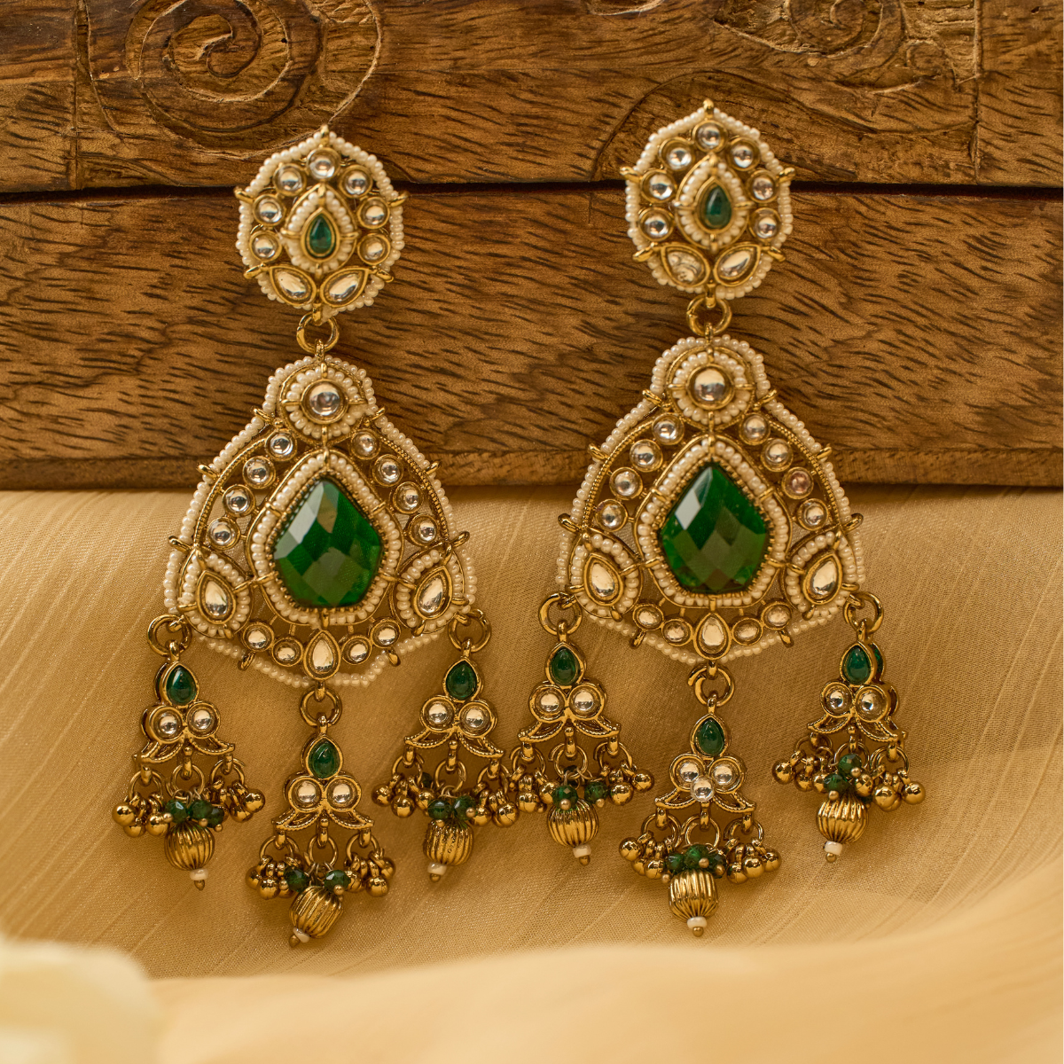 Gulnaar – Emerald Green