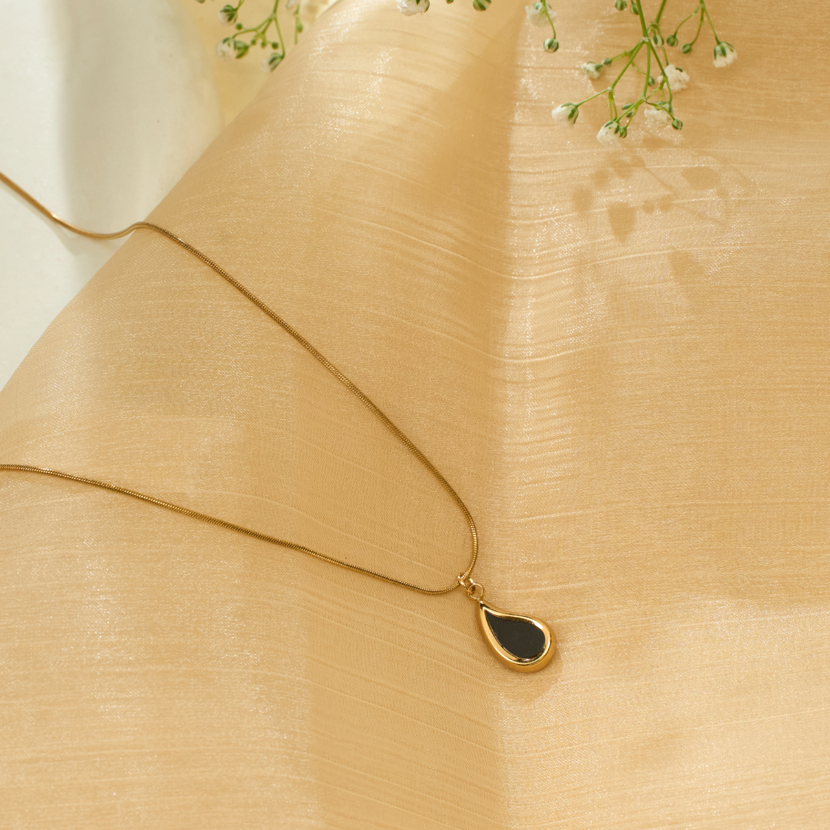 Noir Teardrop Necklace- Black